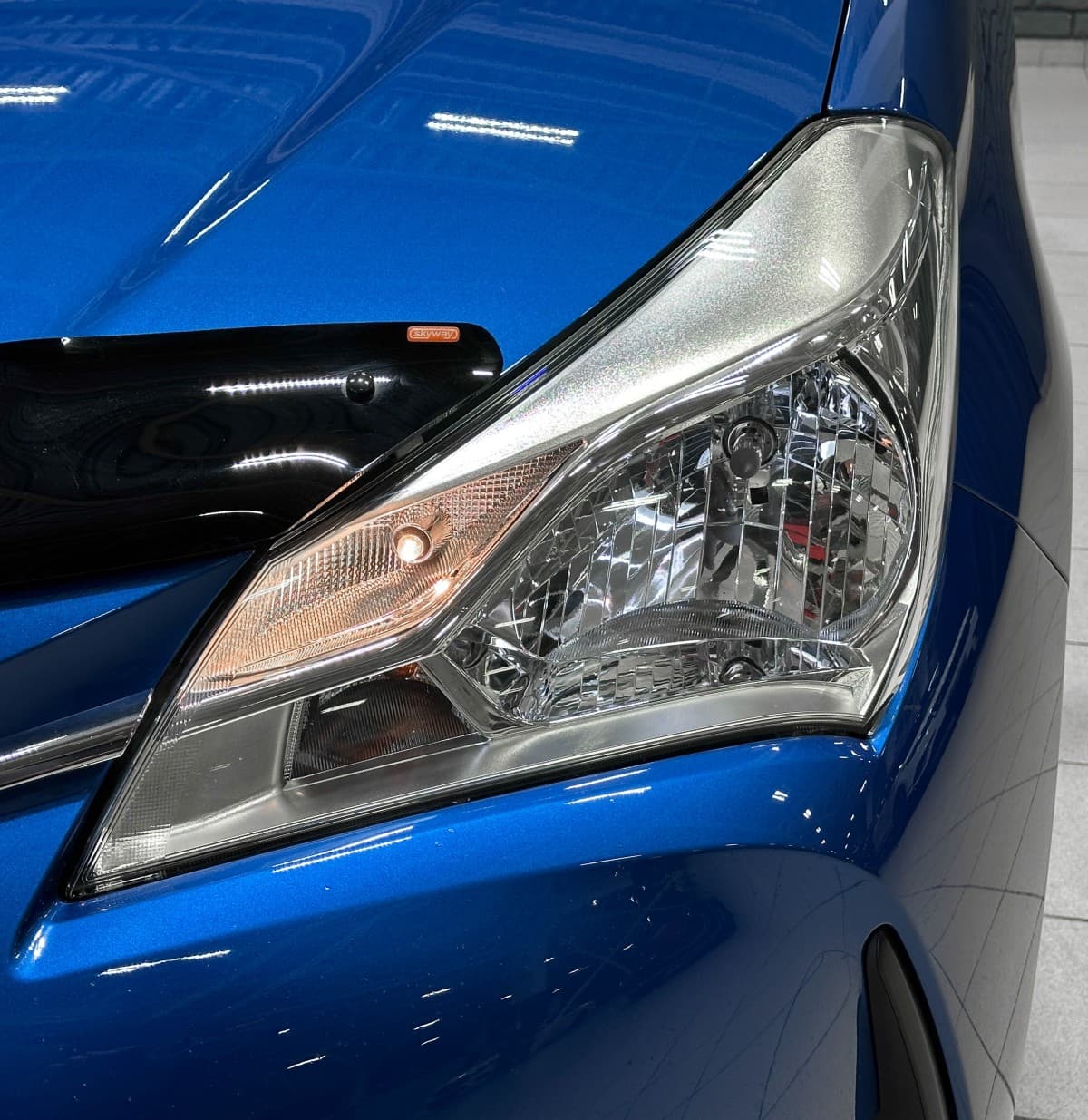 Toyota Vitz - 4